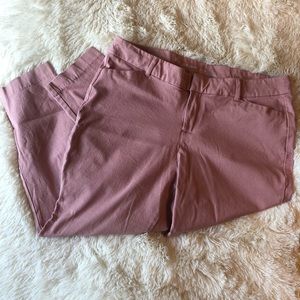 Old Navy Pixie Cropped Pants